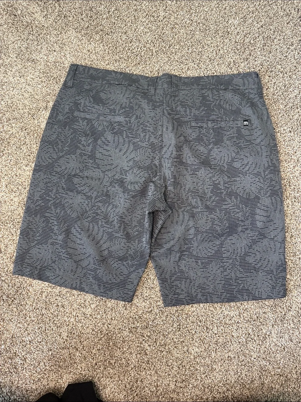 Travis Mathew Men Shorts 34 waist